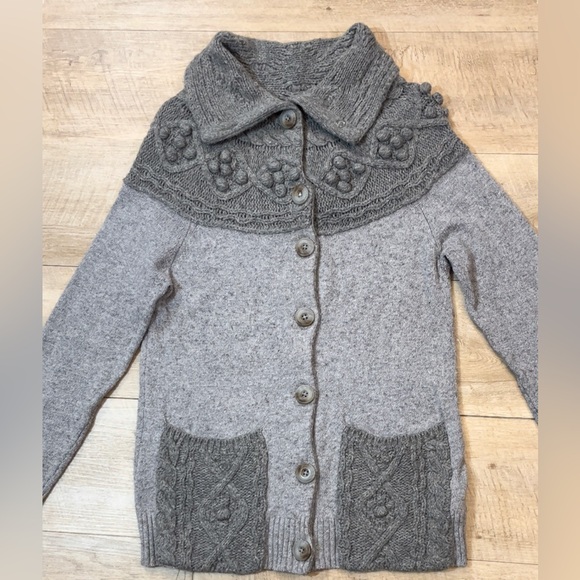 Anthropologie Sleeping On Snow Wool/Camel CablePom Cardigan Sweater Size Small - Picture 4 of 8